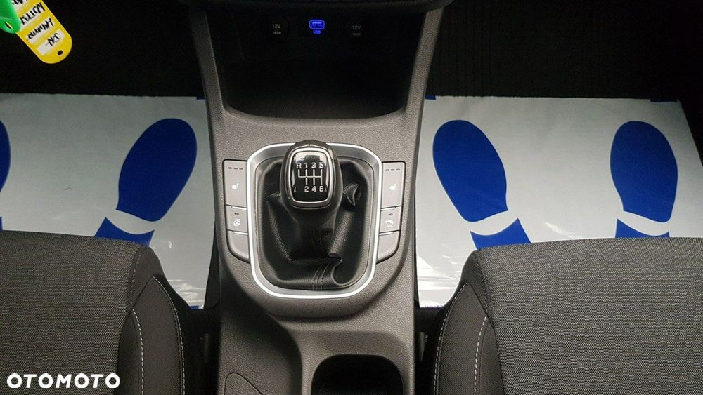 Hyundai i30 - 25