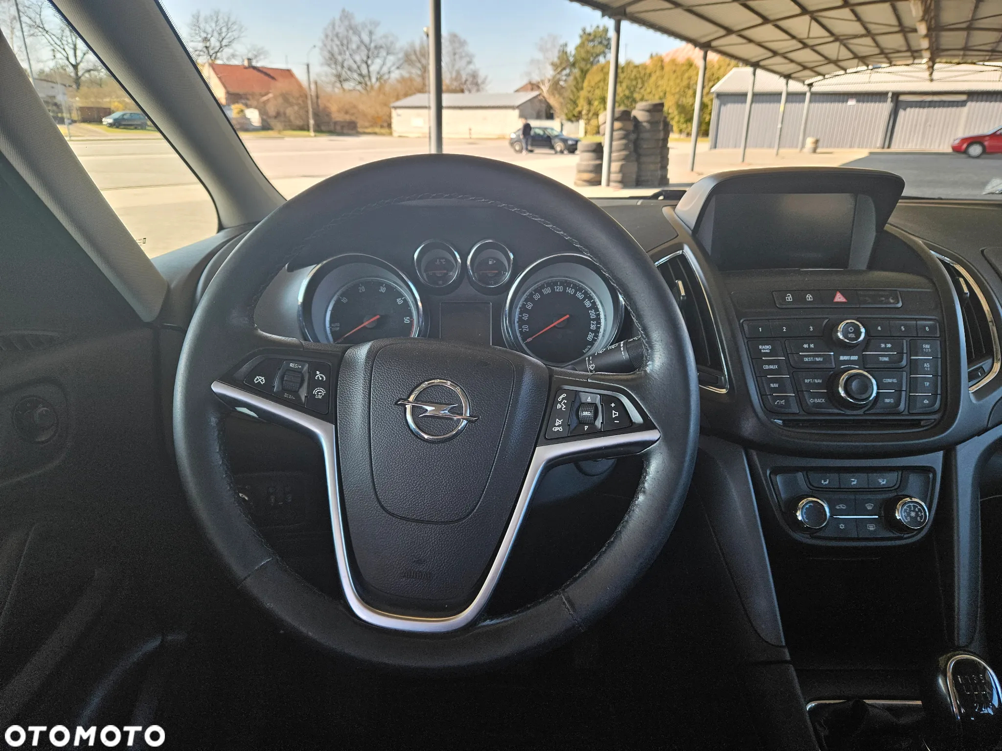 Opel Zafira 2.0 CDTI Enjoy EcoFLEX S&S - 10