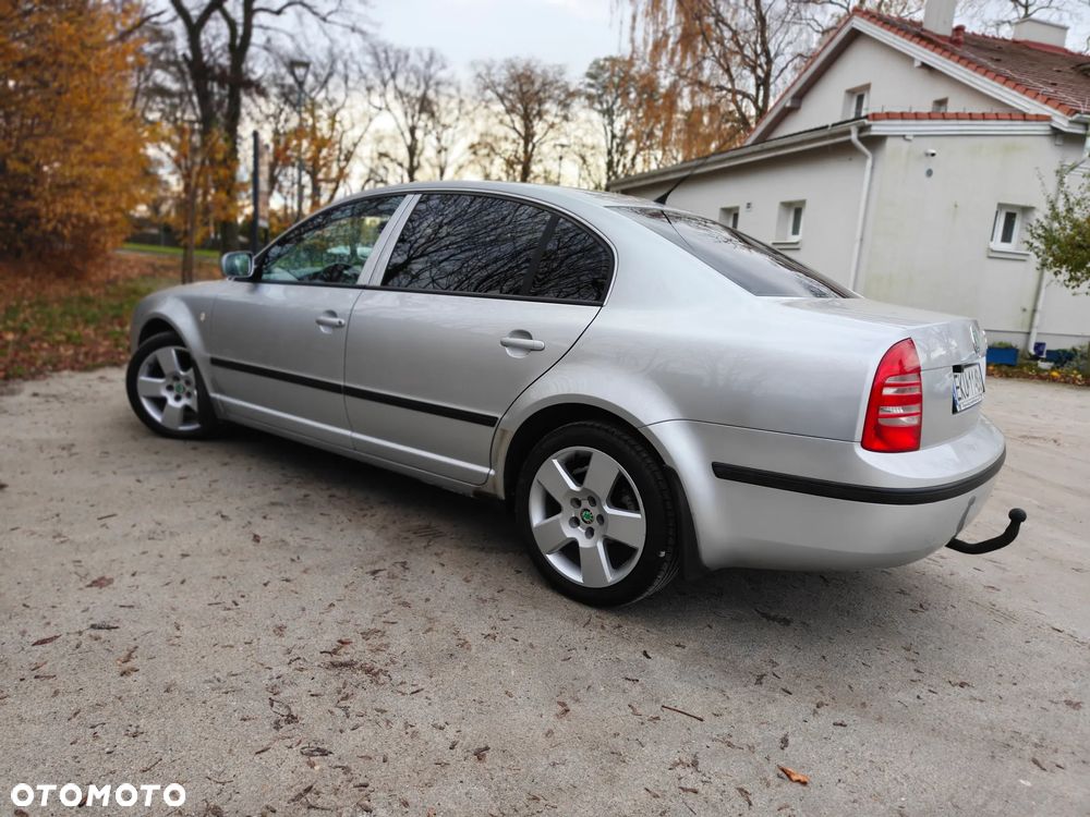 Skoda Superb 1.8T Comfort - 16