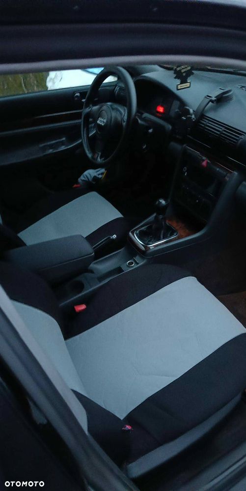 Audi A4 Avant 1.8T Quattro - 14