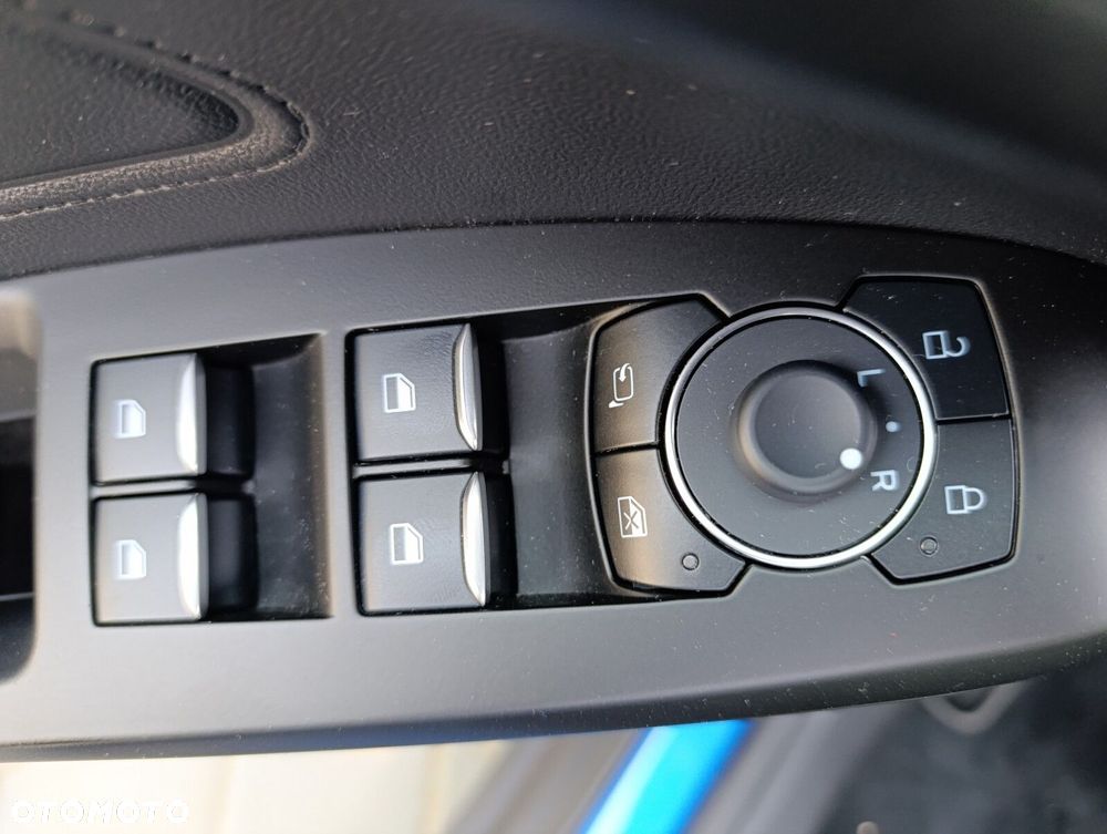 Ford Focus 1.5 EcoBlue Titanium X - 24