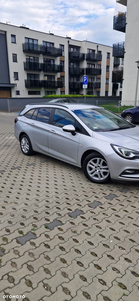 Opel Astra 1.6 CDTI Enjoy S&S - 2