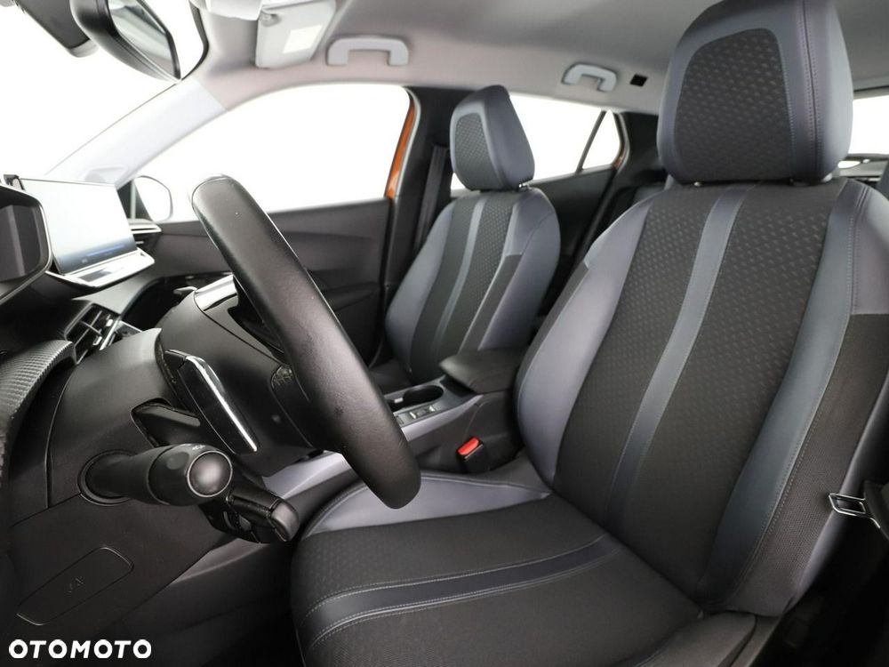 Peugeot 2008 1.5 BlueHDi Allure Pack S&S EAT8 - 14
