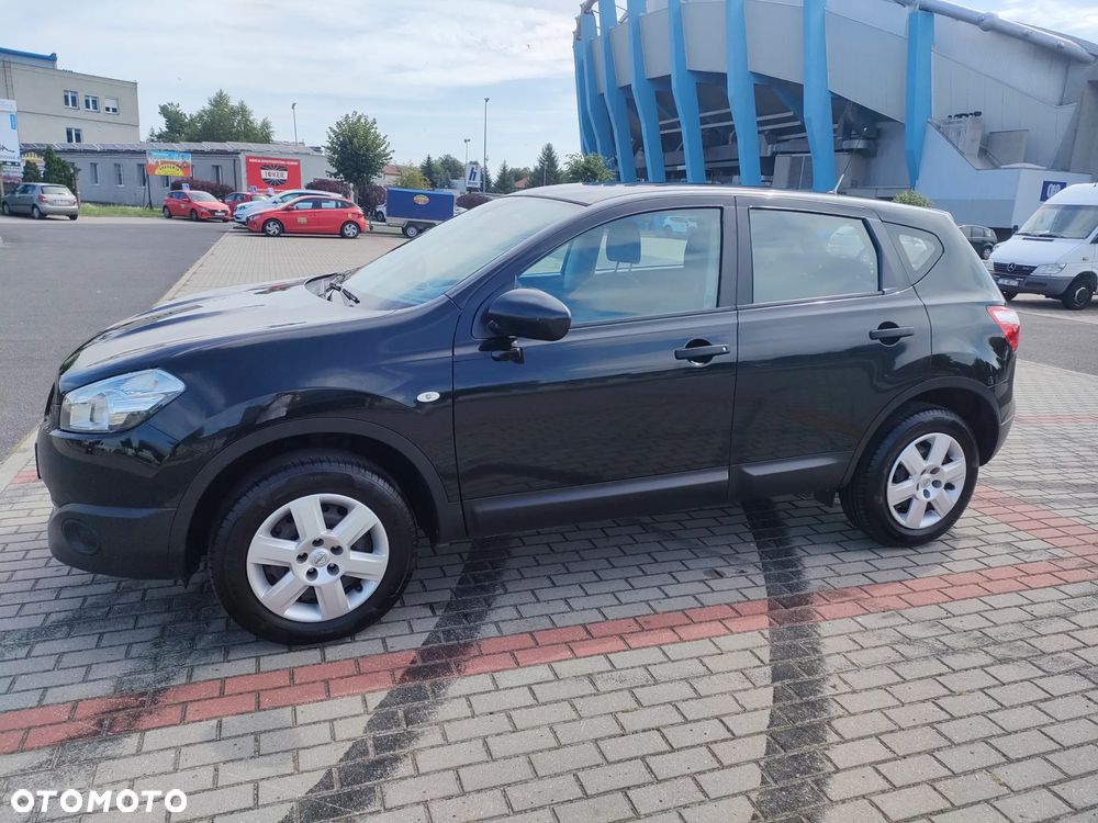 Nissan Qashqai 1.6 Visia - 1