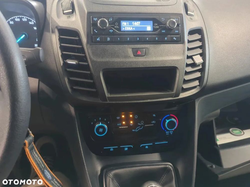 Ford Connect L2 Long Maxi 3 miejscowy 6cio biegowy Ładowność 690kg 2 Euro Palety  Homologacja cięż. VAT-1 - 26