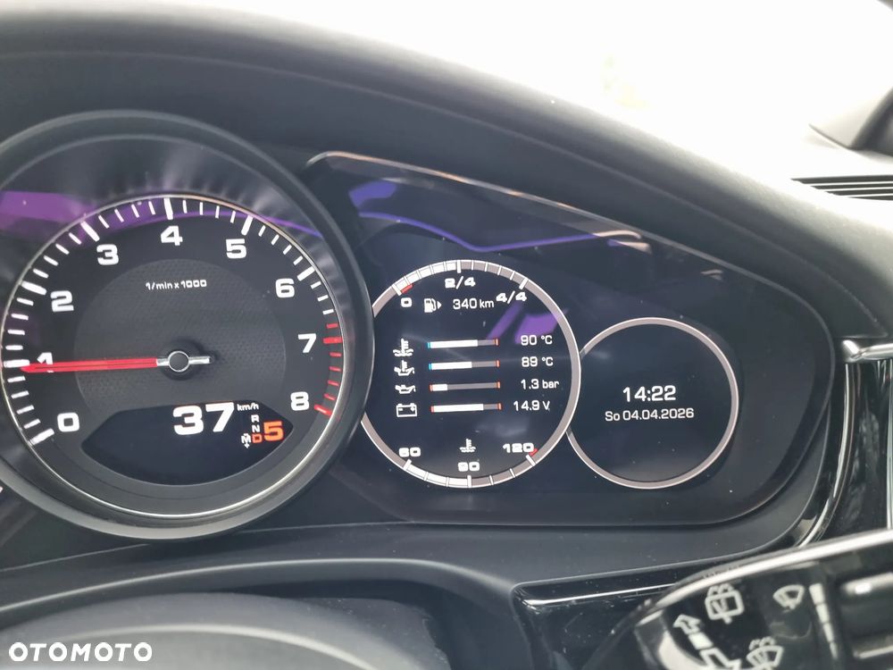 Porsche Panamera 4S Executive - 22