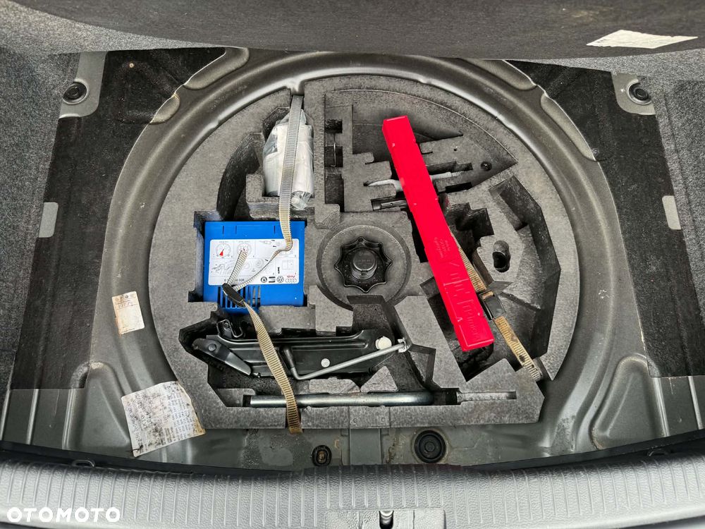 Volkswagen Golf - 26