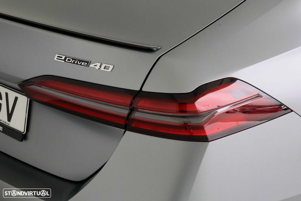 BMW i5 eDrive40 Pack Desportivo M Pro - 8