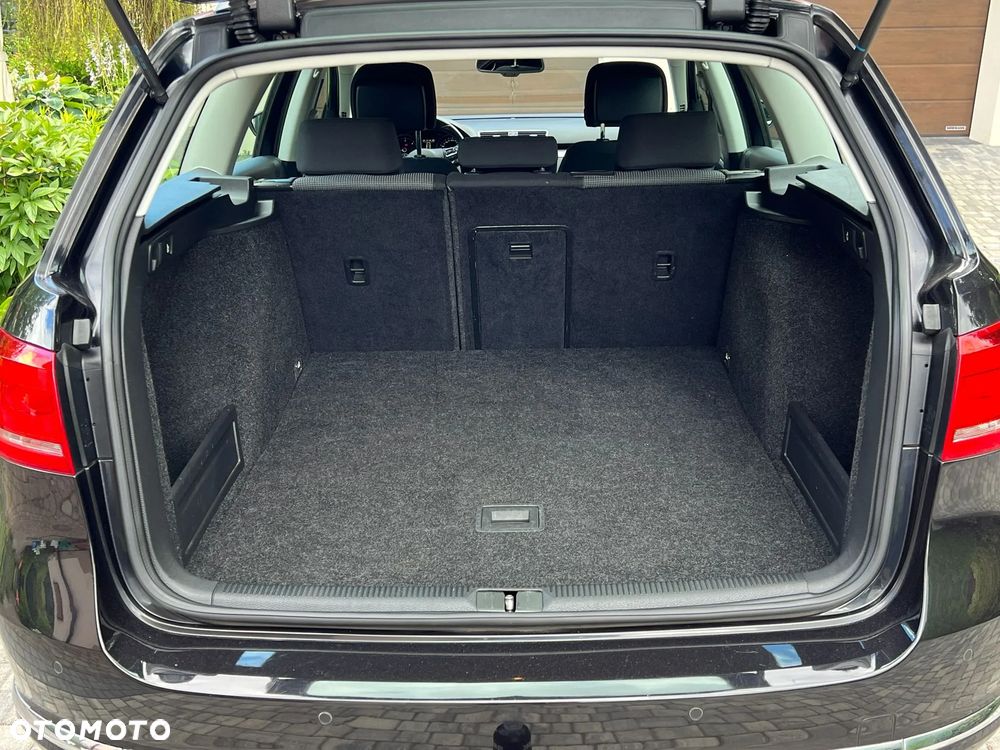 Volkswagen Passat 1.6 TDI Comfortline - 5