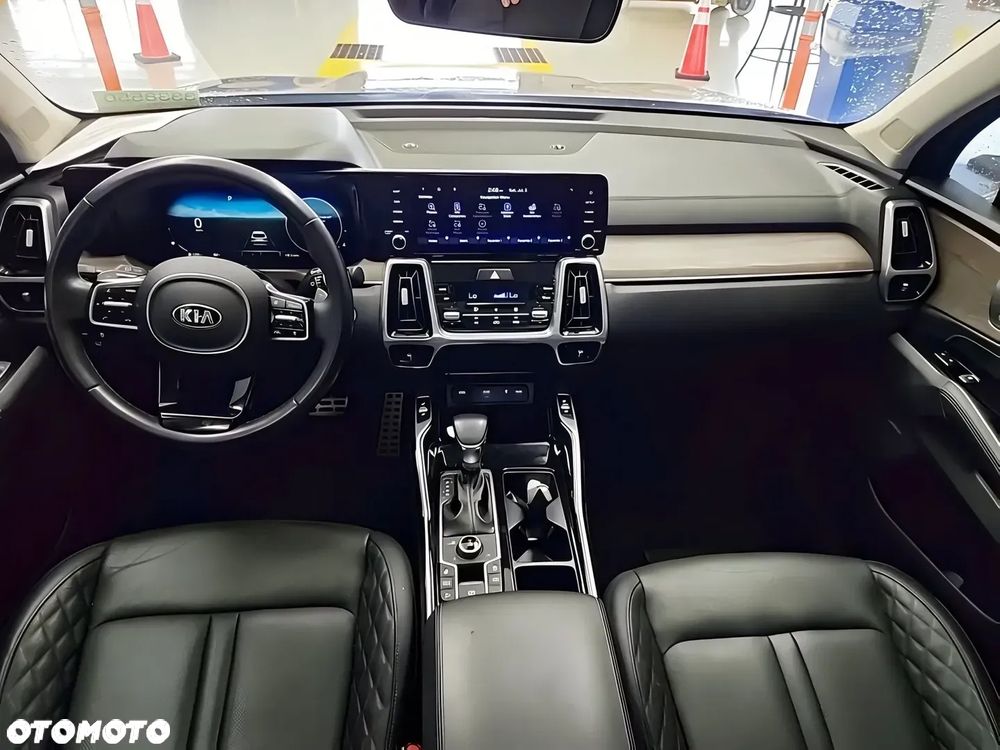 Kia Sorento - 8