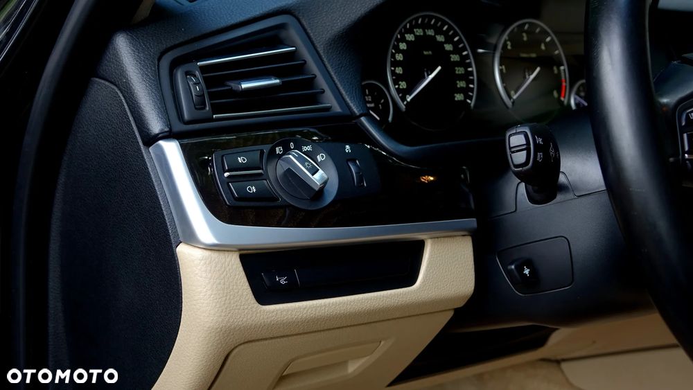 BMW Seria 5 520d Modern Line - 3