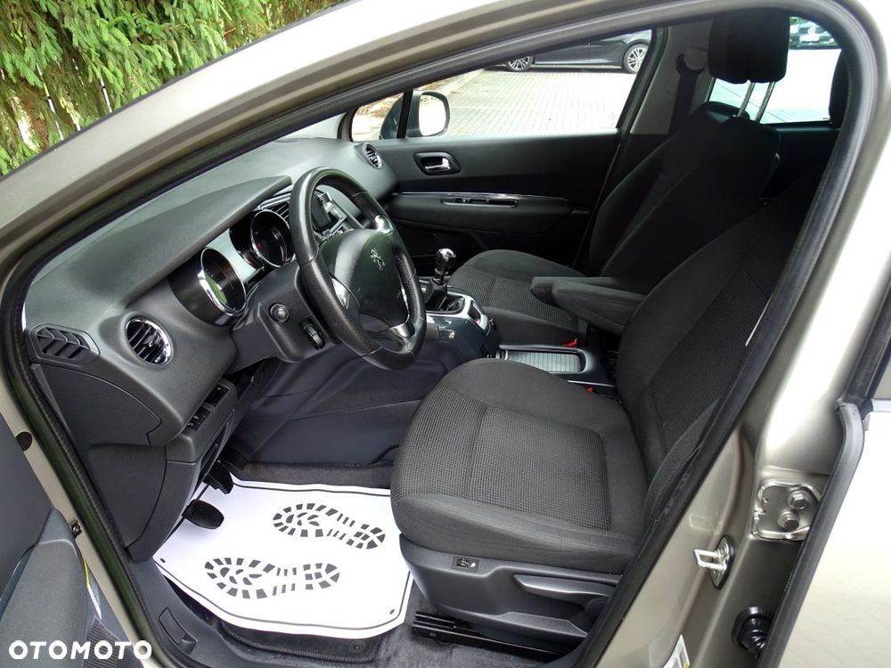 Peugeot 5008 2.0 HDi Family 7os - 10