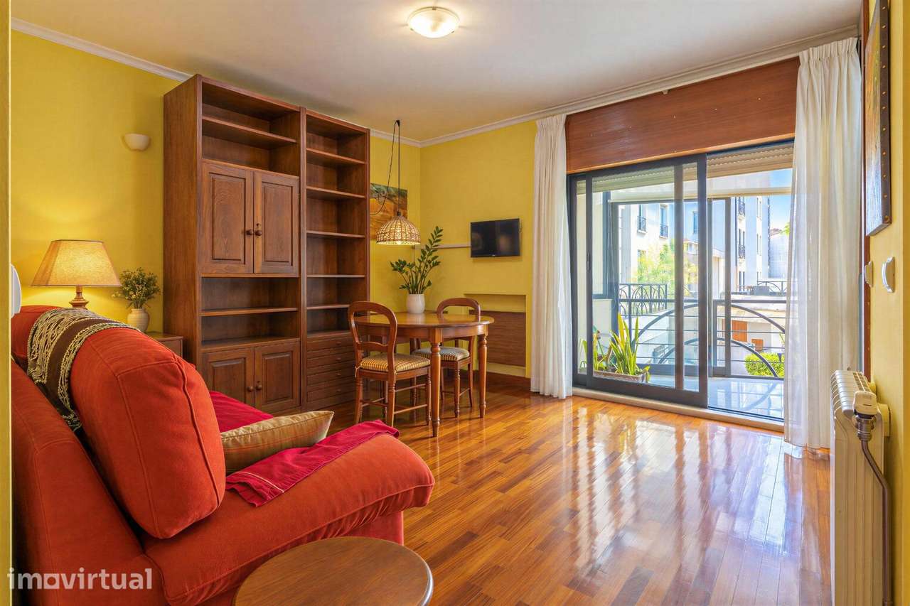 Apartamento T1 convertido em T2 | Porto - Grande imagem: 3/35