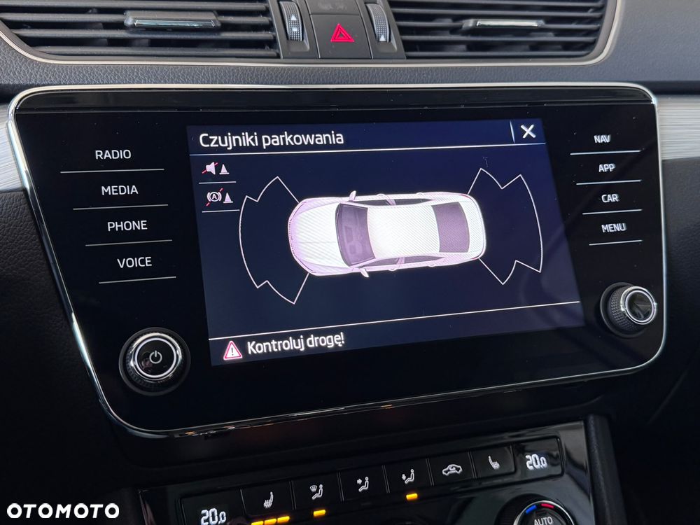 Skoda Superb 2.0 TSI Ambition DSG - 25