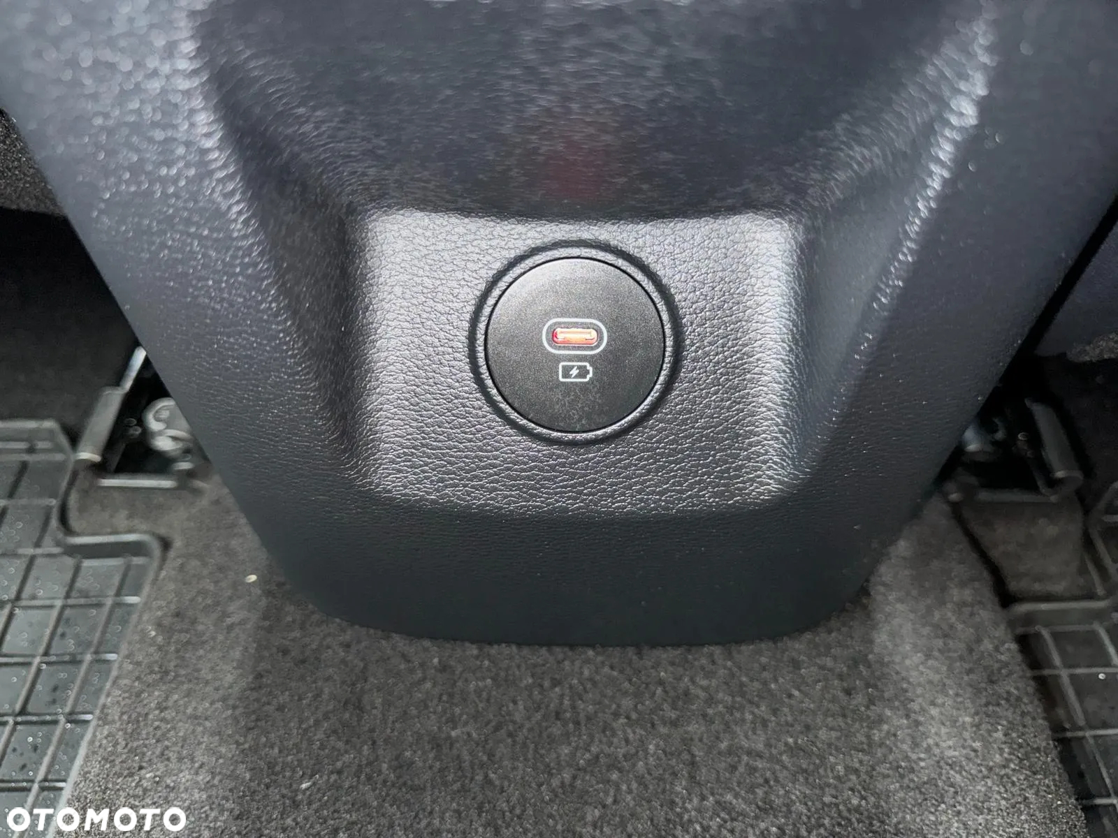 Kia XCeed - 13