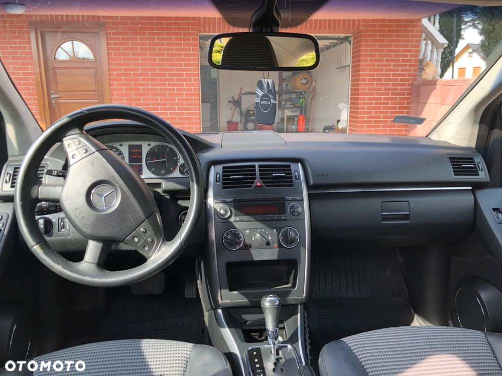 Mercedes-Benz Klasa B - 24