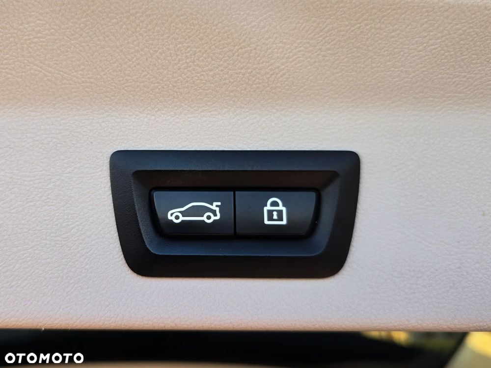 BMW X3 xDrive20d - 10