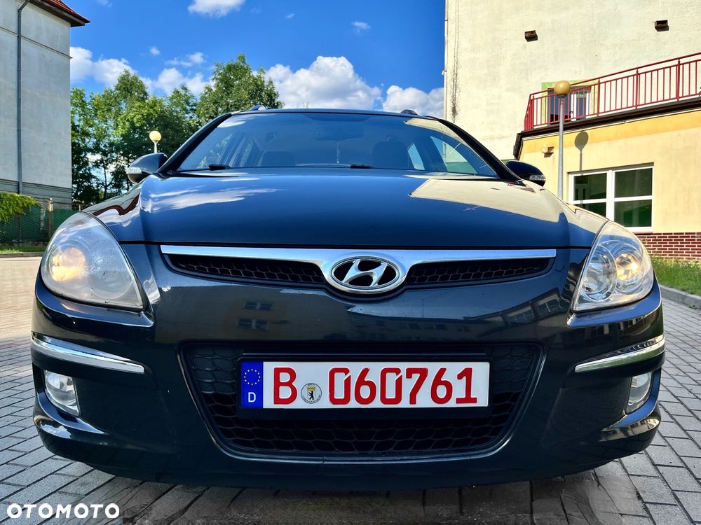 Hyundai i30 i30cw 2.0 Style - 2