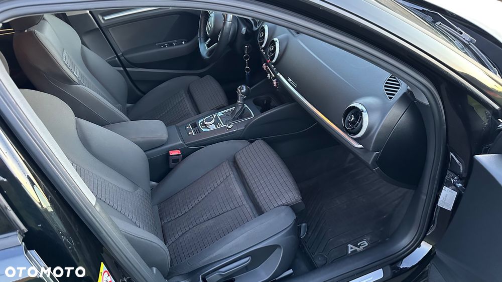 Audi A3 Sportback 35 TFSI mHEV S Line S tronic - 13