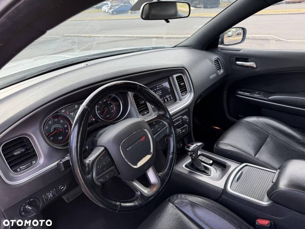 Dodge Charger - 7
