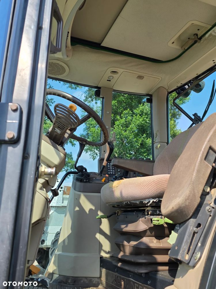John Deere 6920S - 17