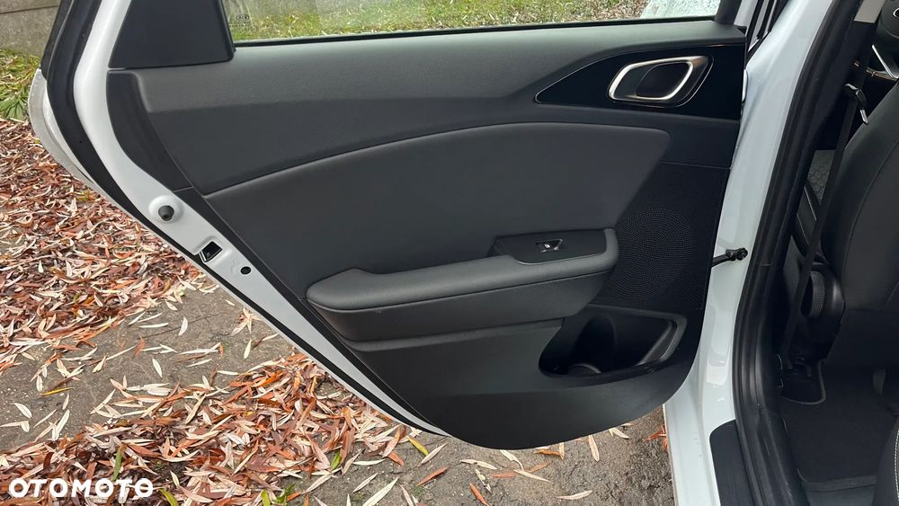 Kia Ceed 1.6 CRDi Vision - 13