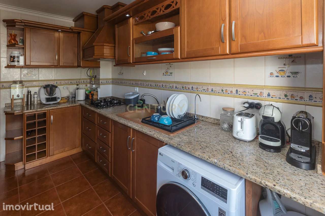 Apartamento na Praceta Diamantino Almeida Vicente, Cadafais - Grande imagem: 3/21