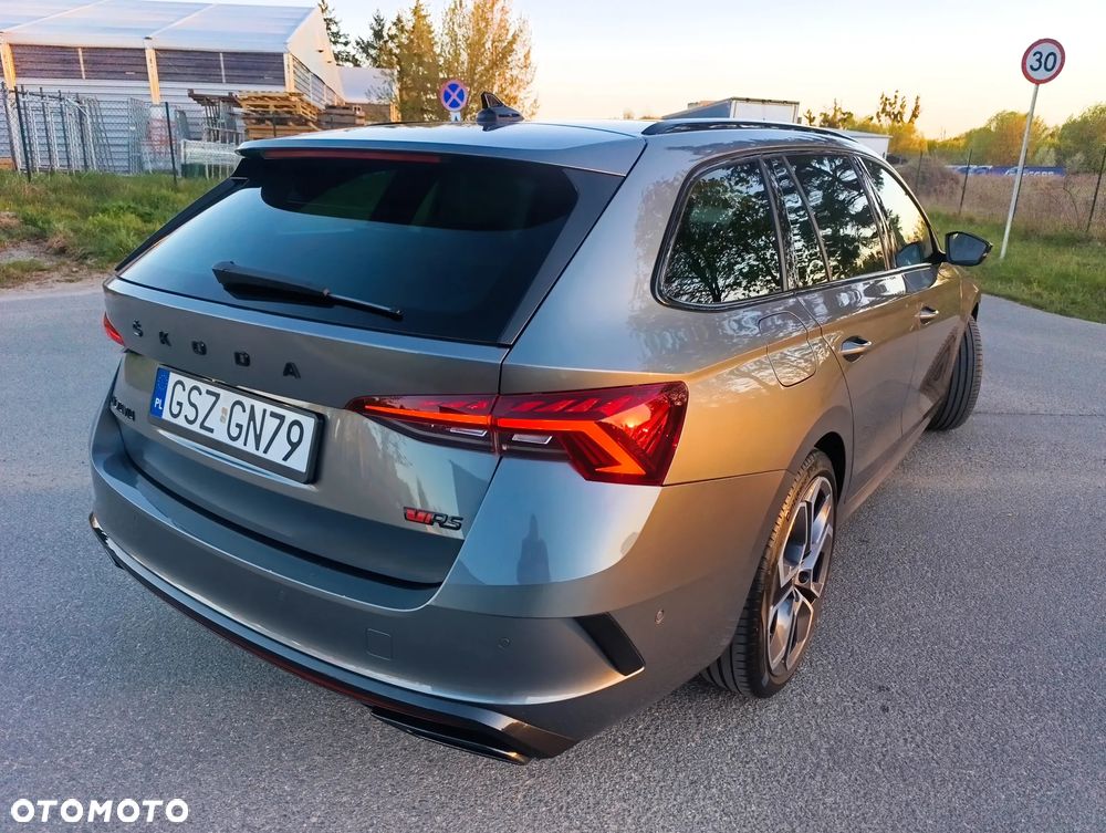 Skoda Octavia 2.0 TDI DSG 4x4 RS - 16
