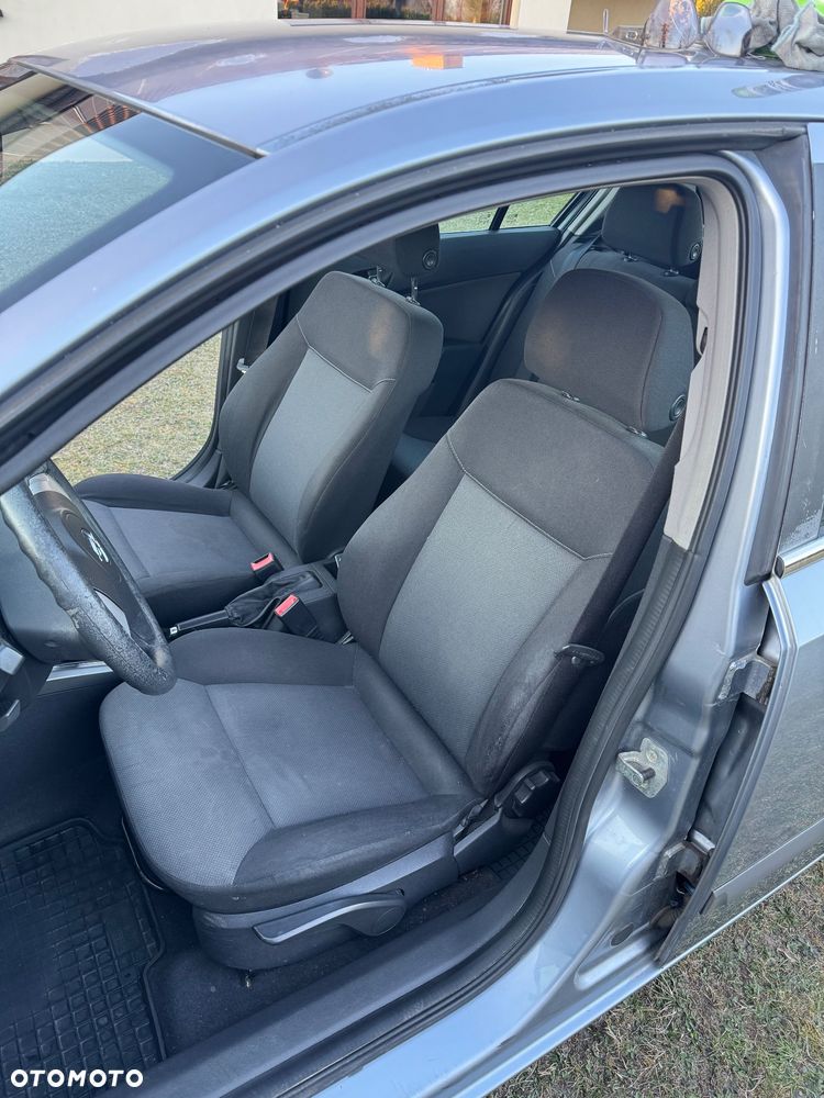 Opel Astra 1.4 Essentia - 10