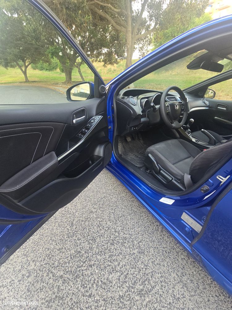 Honda Civic 1.6 i-DTEC Comfort Navi - 14