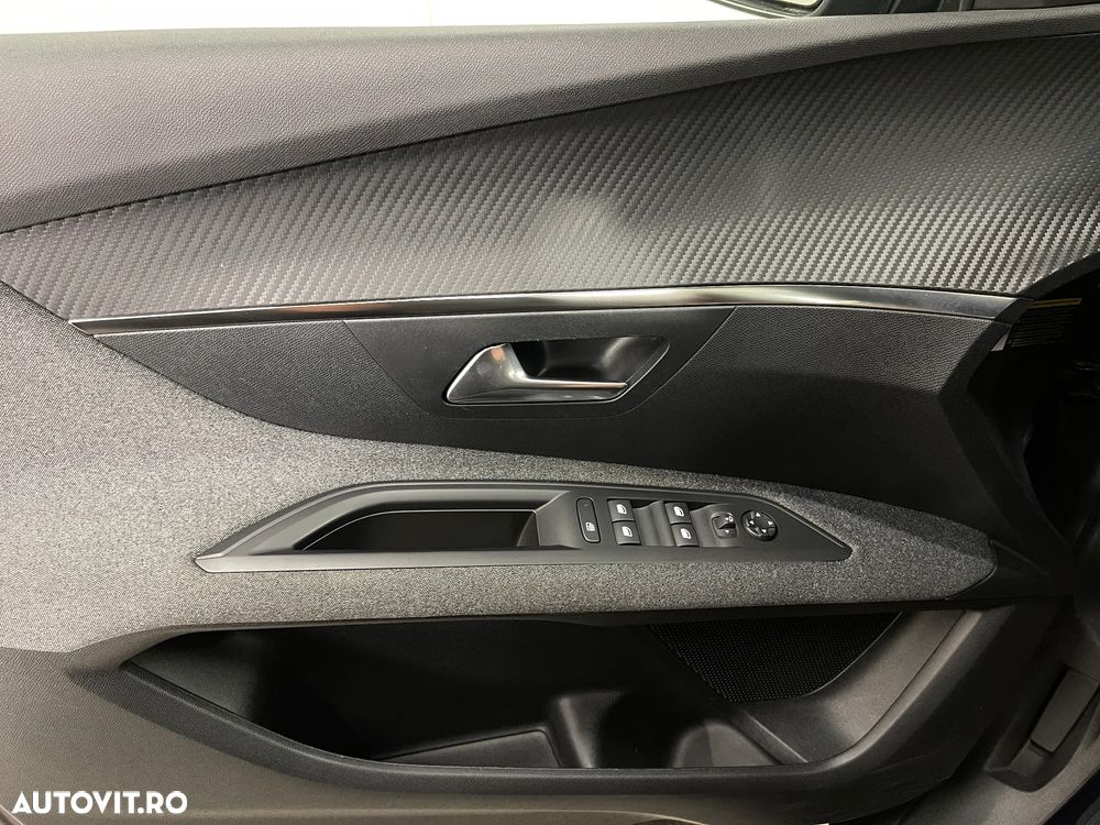 Peugeot 3008 PHEV 180 EAT8 Active Pack - 25