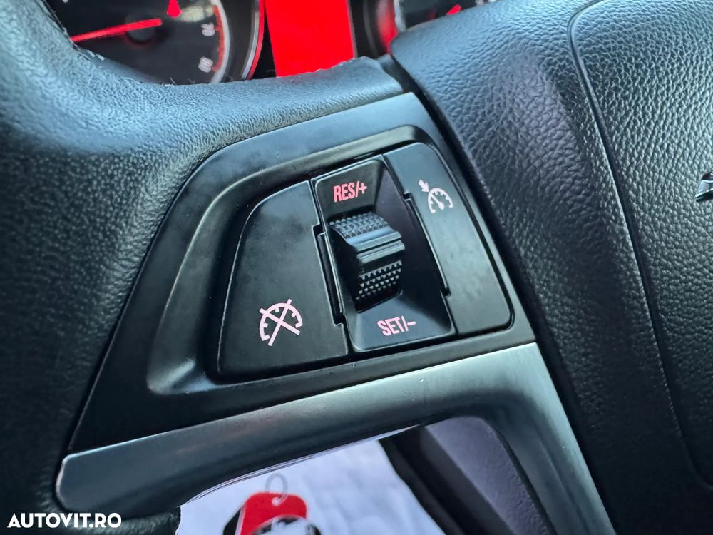 Opel Astra 1.4 Turbo Active - 31