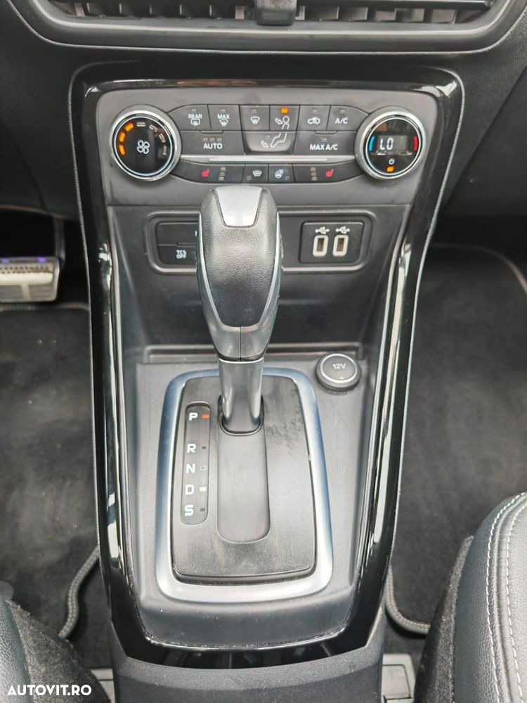 Ford EcoSport - 10