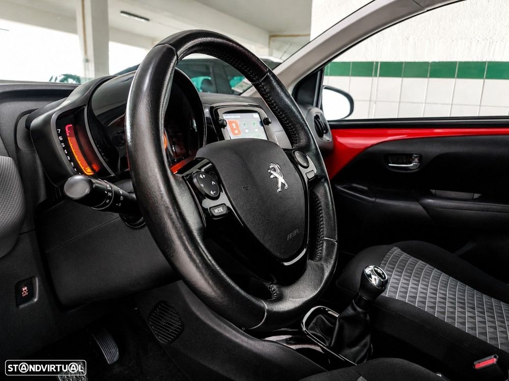Peugeot 108 1.0 VTi Allure - 19