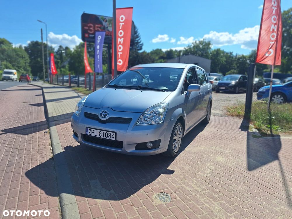 Toyota Corolla Verso - 2