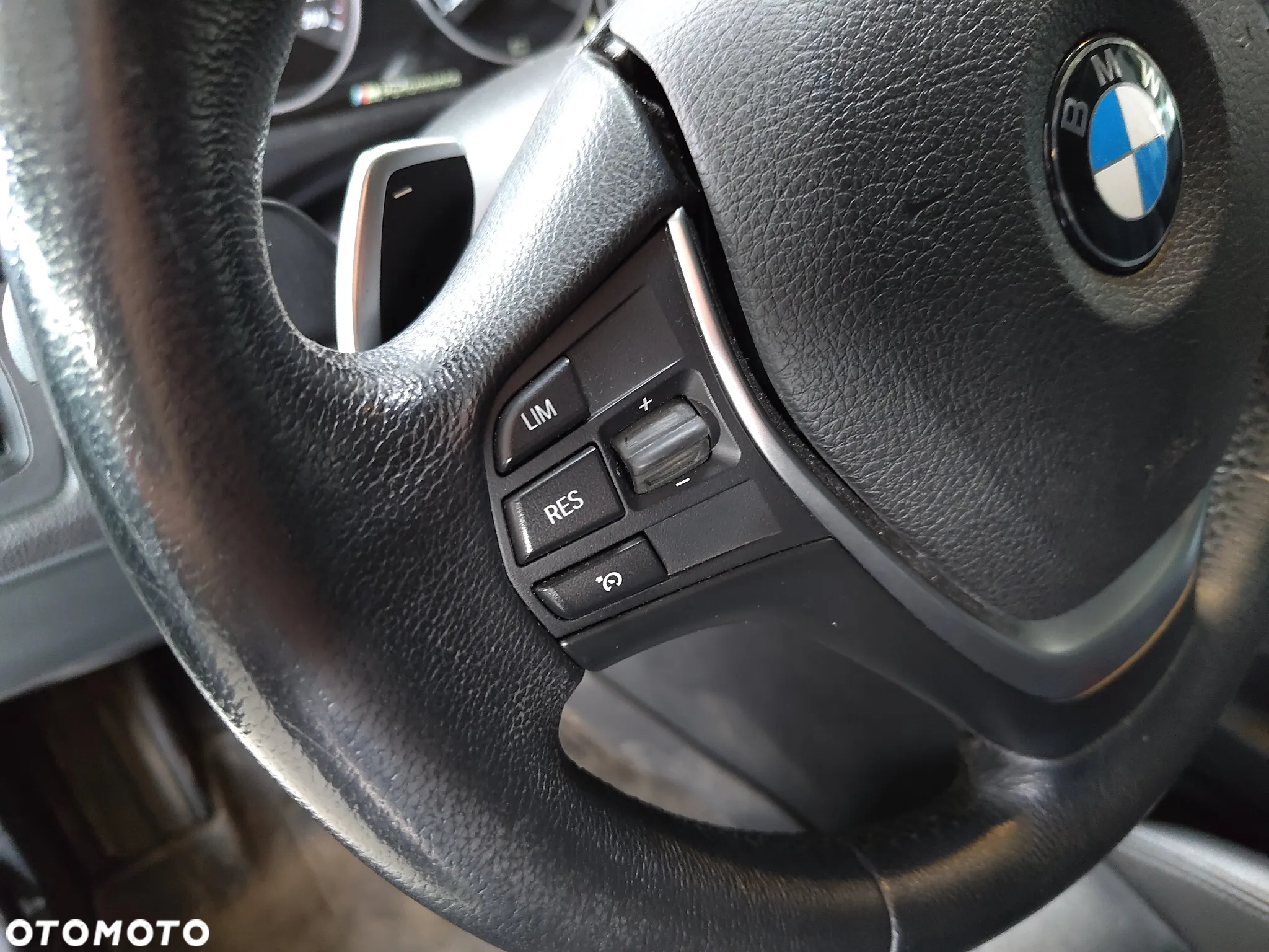 BMW Seria 3 330e iPerformance M Sport Shadow - 22