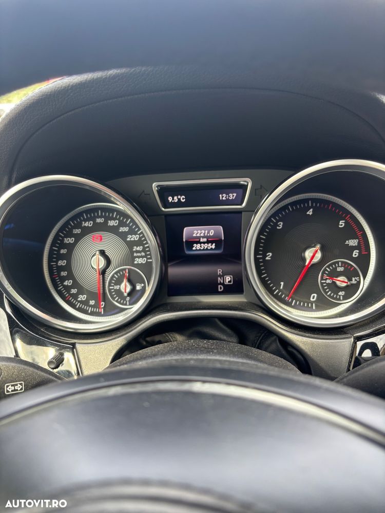 Mercedes-Benz GLS 350 d 4Matic 9G-TRONIC AMG Line - 9