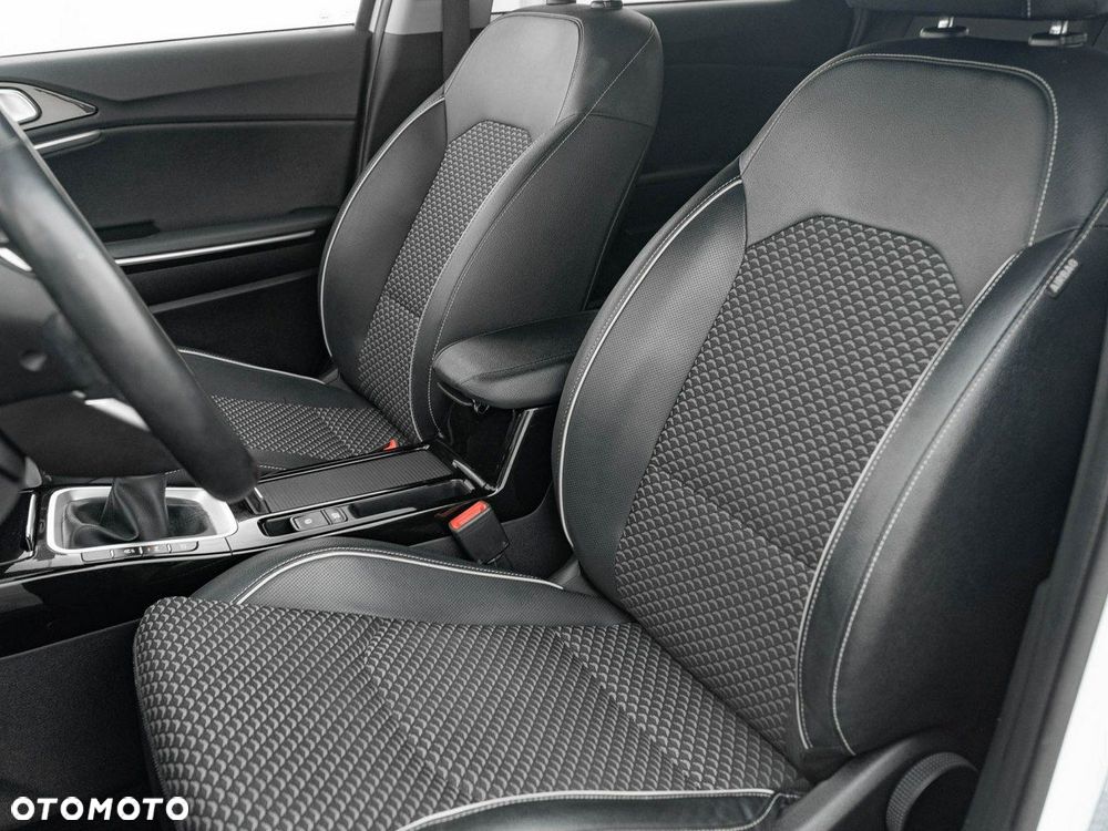 Kia Ceed 1.0 T-GDI L - 13