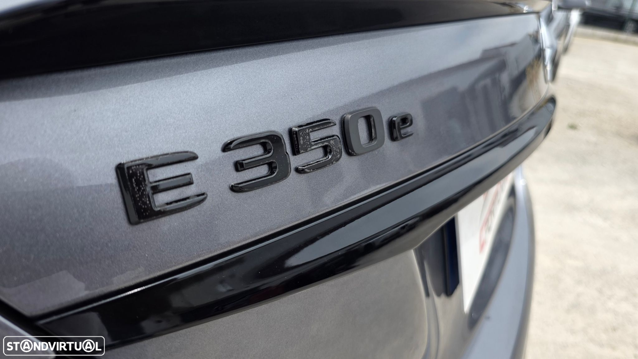 Mercedes-Benz E 350 e AMG - 44