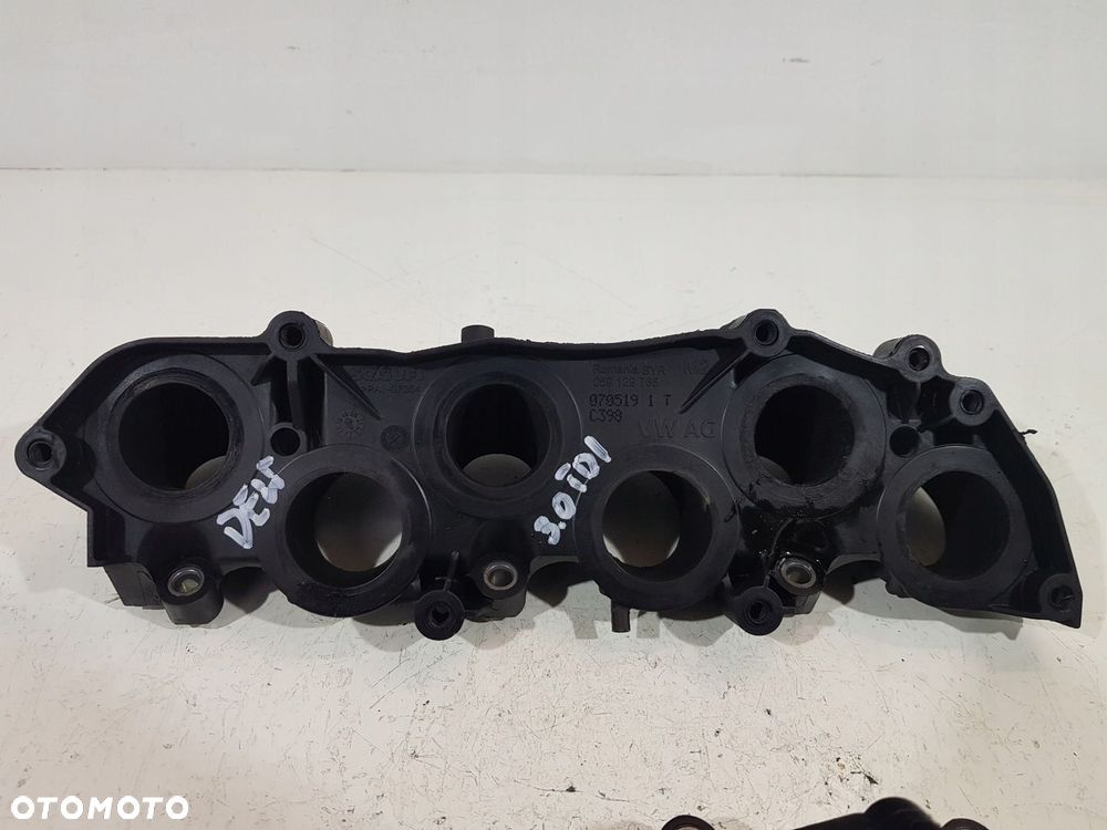 KOLEKTOR SSĄCY LEWY PRAWY 059129765 AUDI A6 C8 A7 A4 B9 Q5 VW 3.0TDI - 2