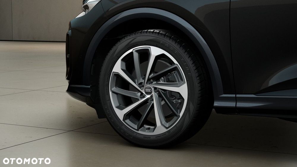 Audi Q5 Sportback - 5