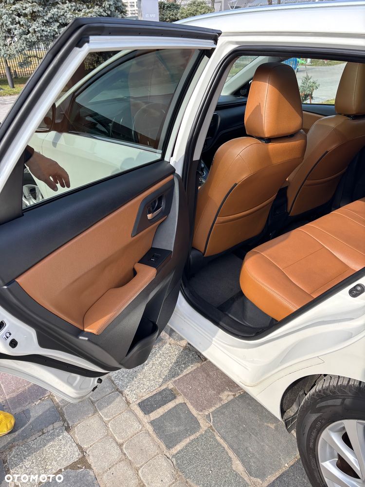 Toyota Auris - 38