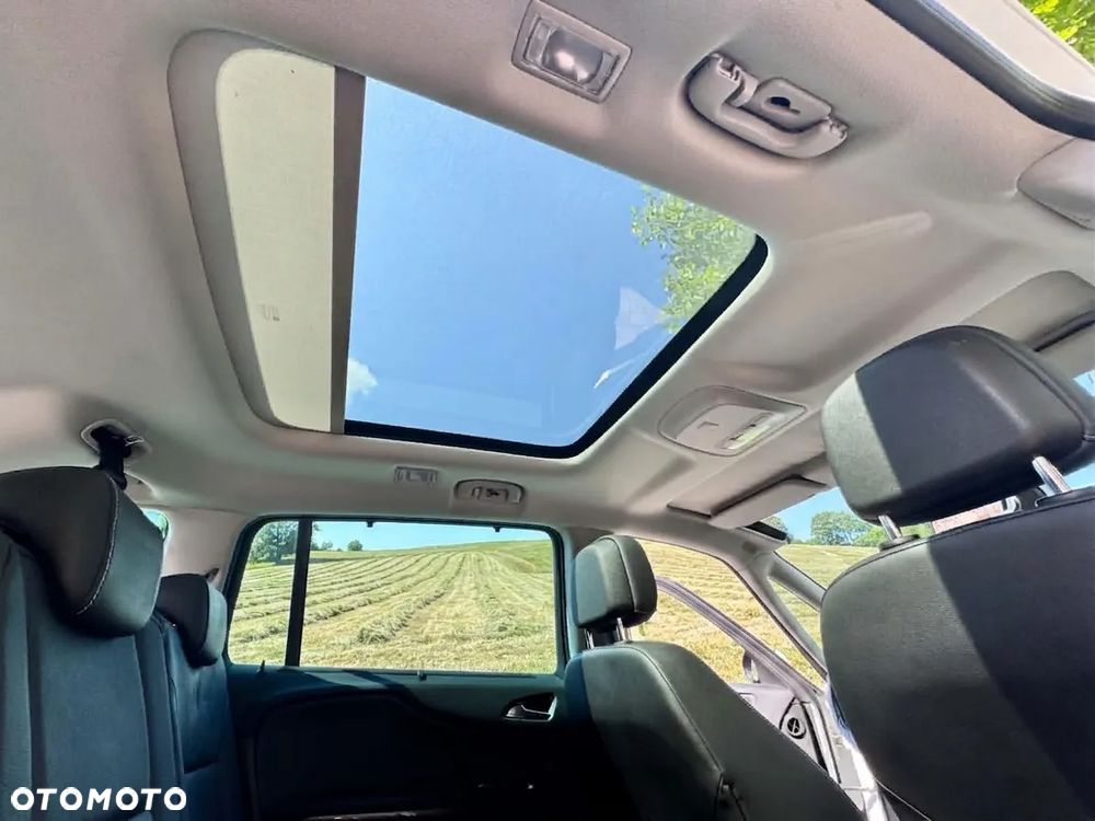 Opel Zafira - 8