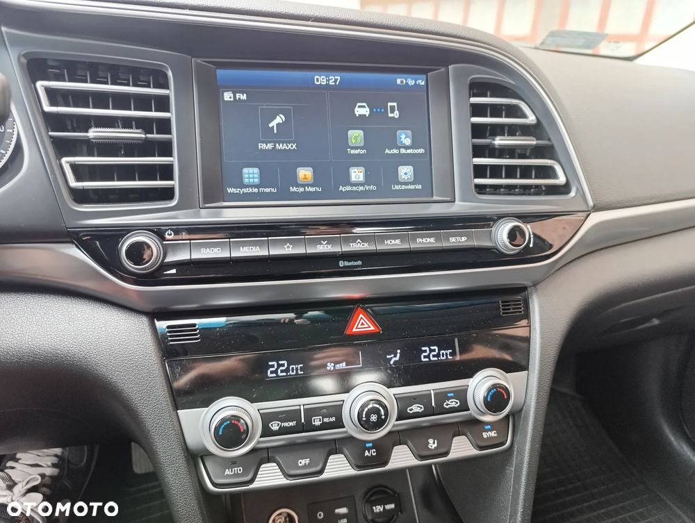 Hyundai Elantra 1.6 Comfort - 27