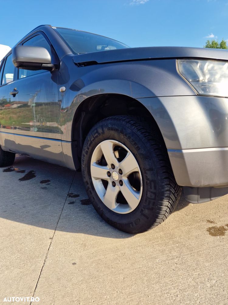 Suzuki Grand Vitara 1.9 DDIS JLX - 7