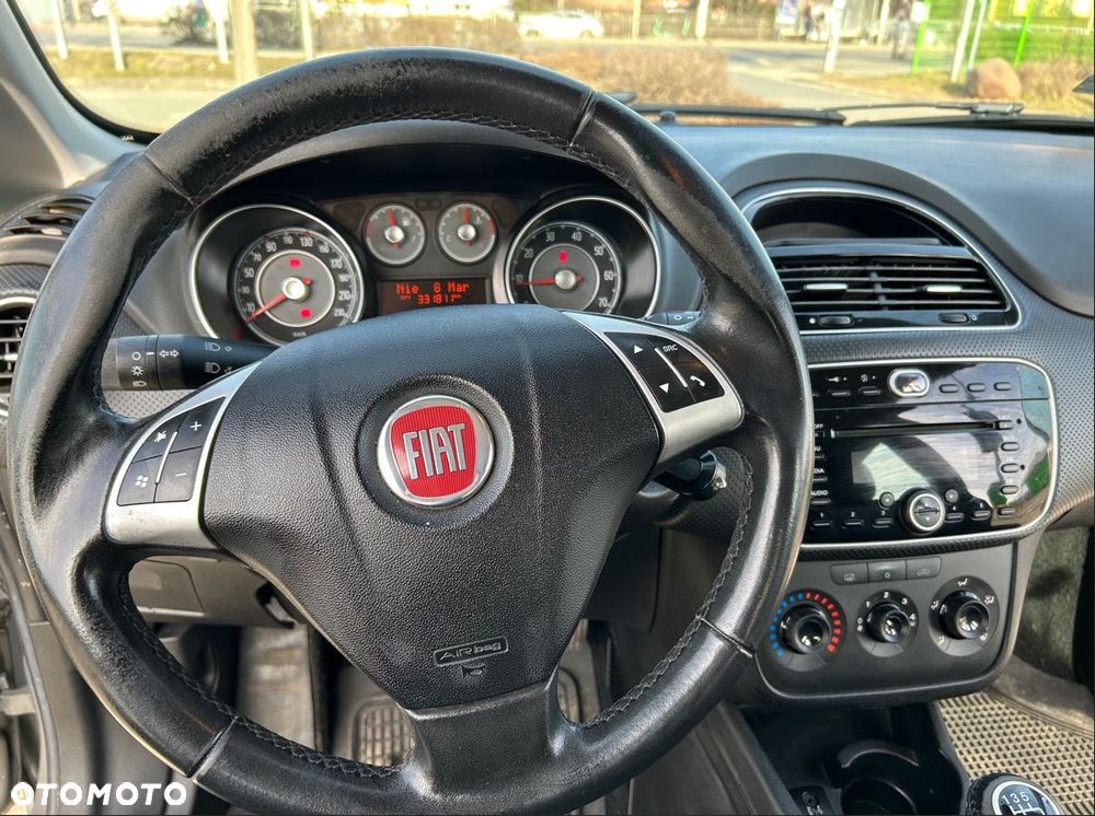 Fiat Punto Evo 1.4 8V Estiva Blue&Me - 21