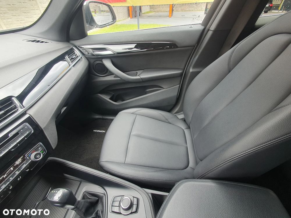 BMW X1 xDrive25i xLine - 9