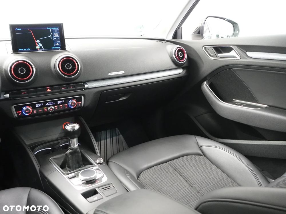 Audi A3 Sportback 2.0 TDI quattro - 29