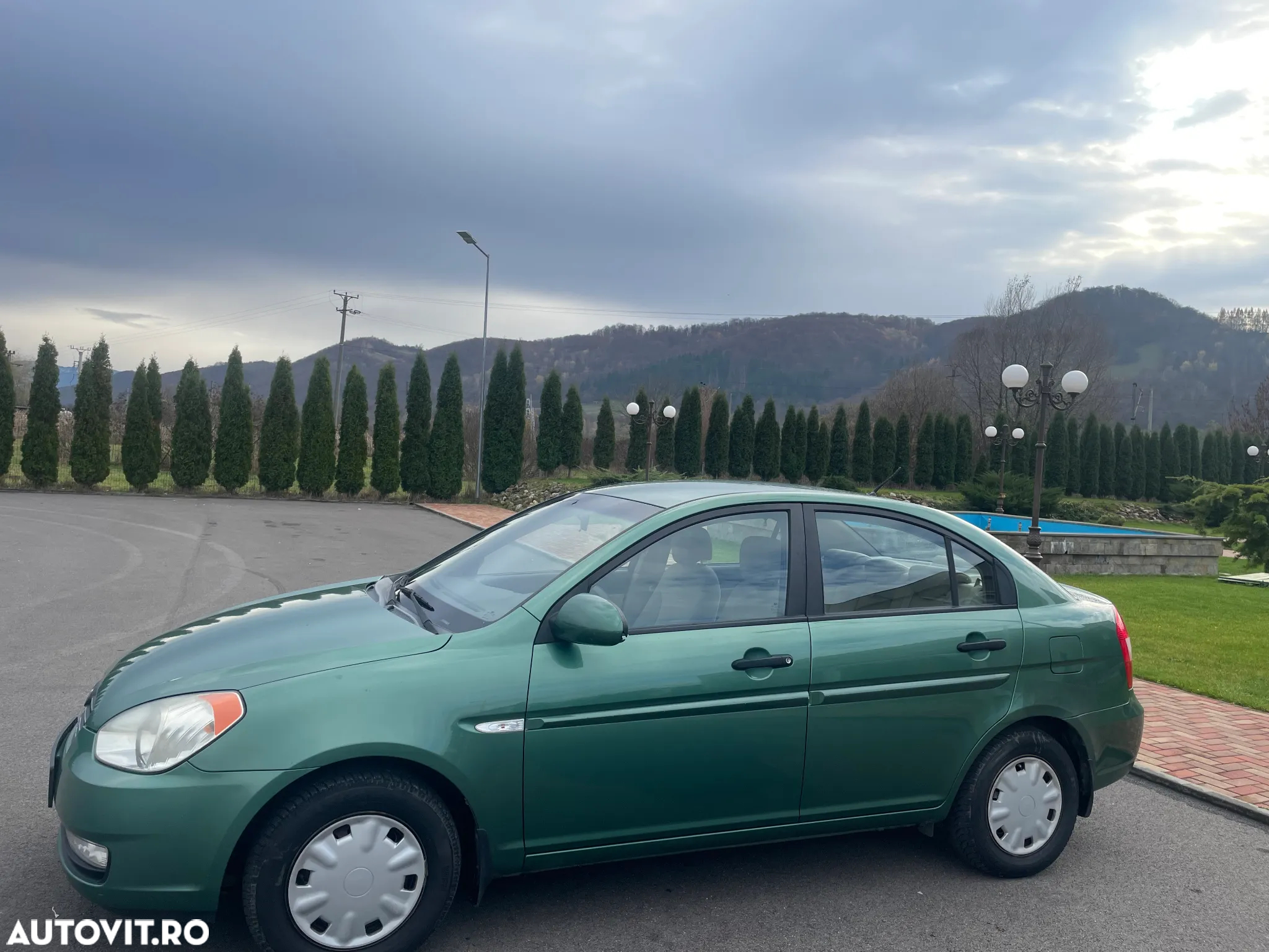 Hyundai Accent MC 1.4 DOHC GL STD - 4