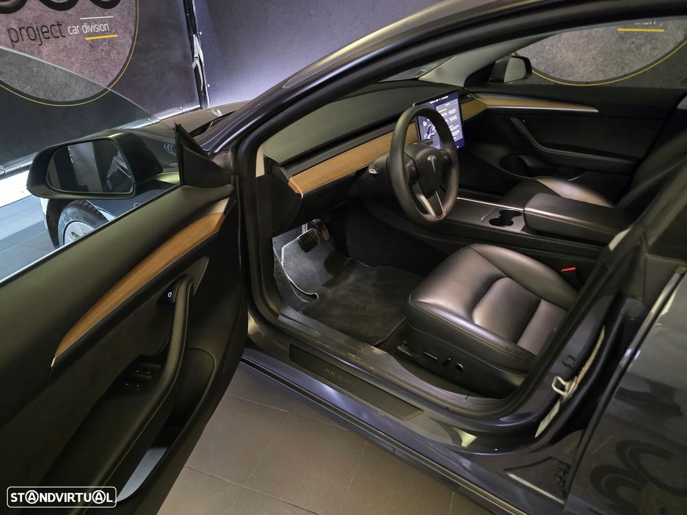 Tesla Model 3 Long-Range Dual Motor AWD - 13